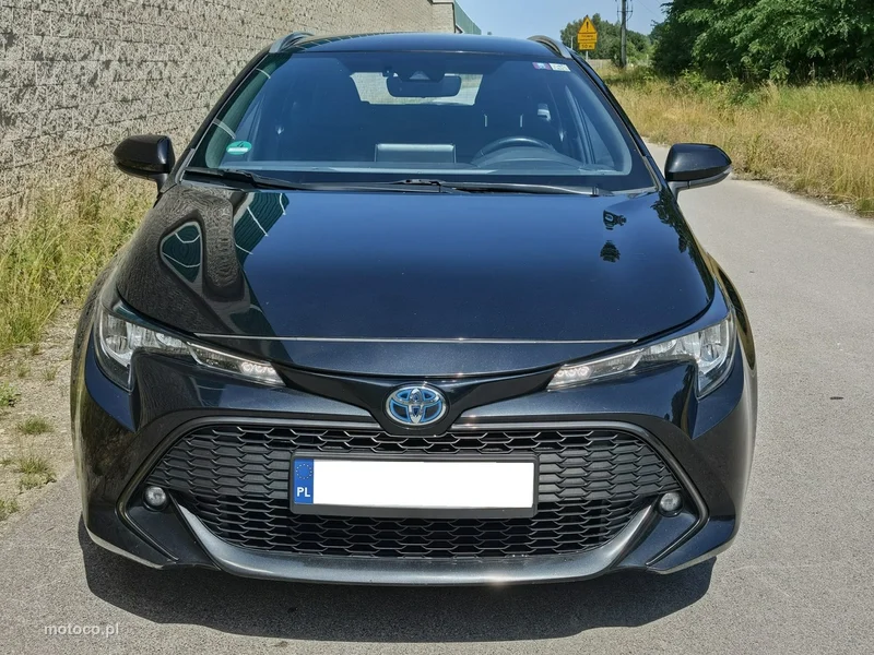 Toyota Corolla E210 2