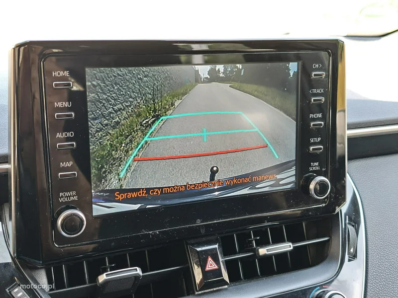 Toyota Corolla E210 17