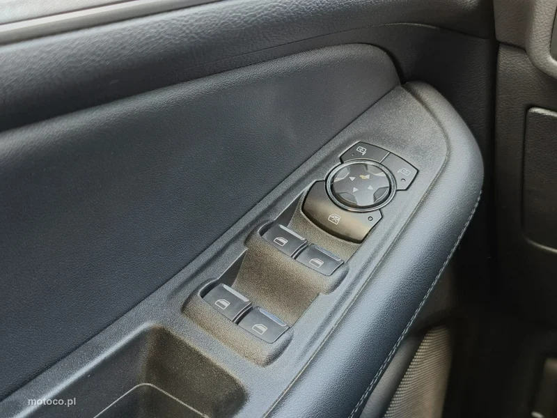 Ford Edge 9
