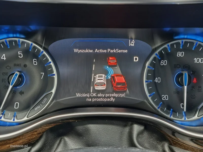 Chrysler Pacifica 13