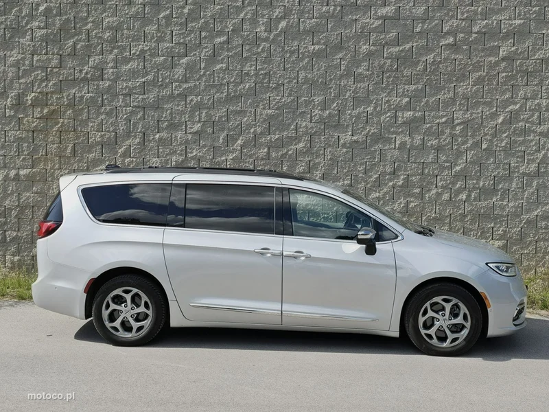 Chrysler Pacifica 7
