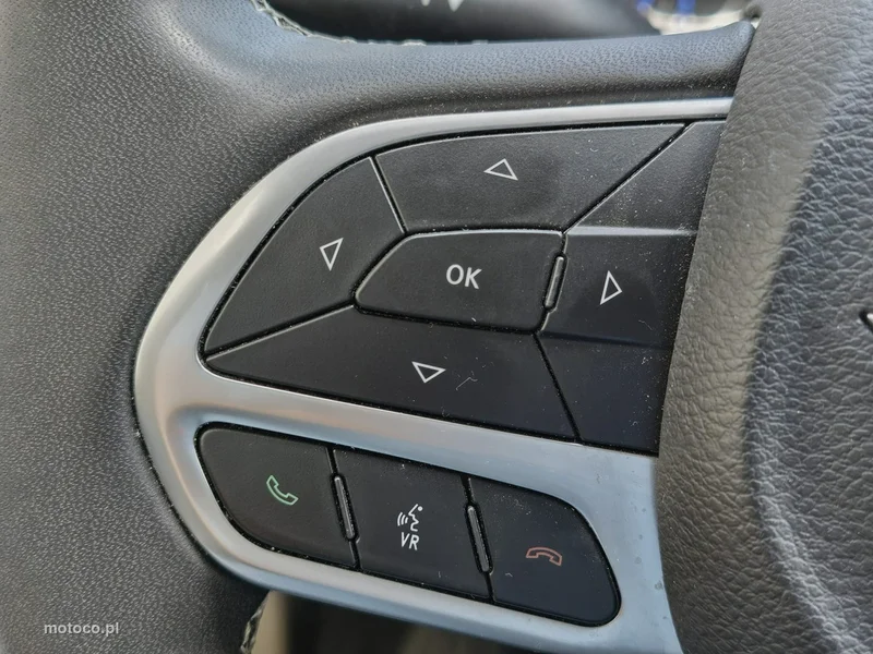 Chrysler Pacifica 10