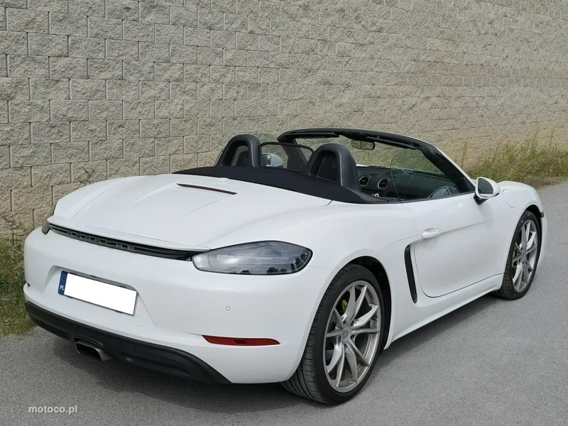 Porsche 718 Boxster 6