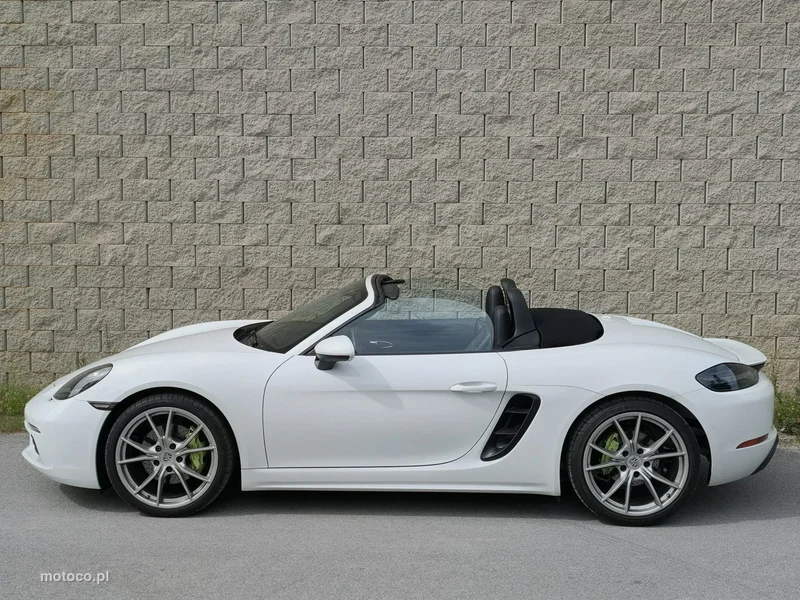 Porsche 718 Boxster 7