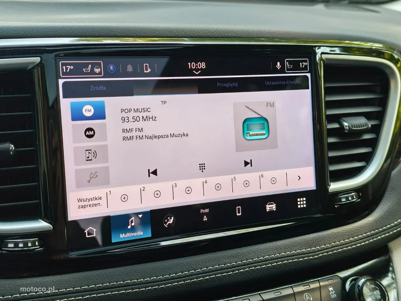 Chrysler Pacifica 28