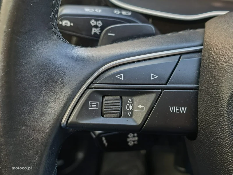 Audi Q3 F3 17
