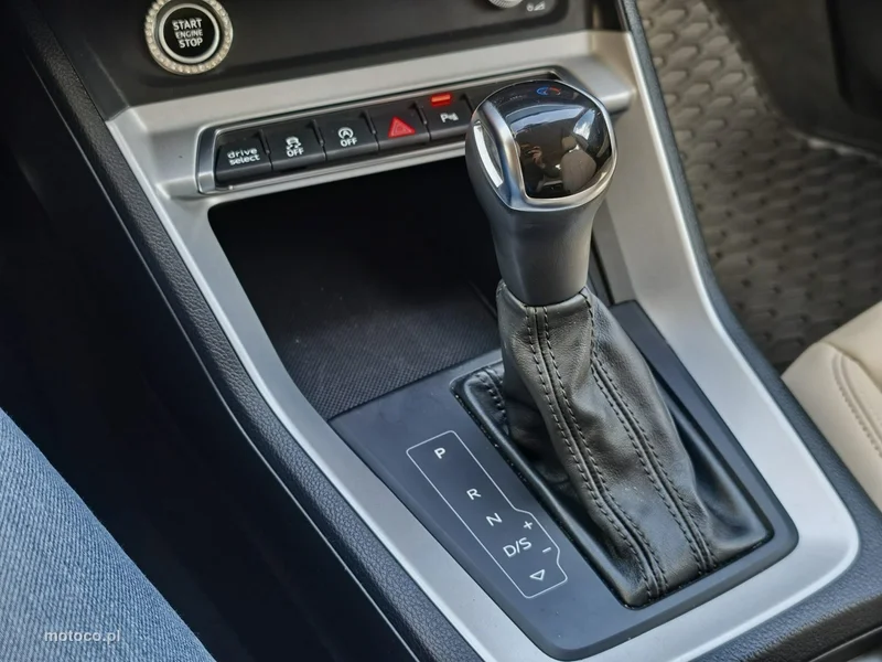 Audi Q3 F3 19