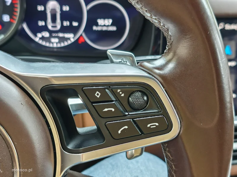 Porsche Cayenne 9YA 28