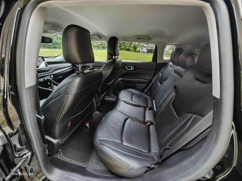 Jeep Compass 14