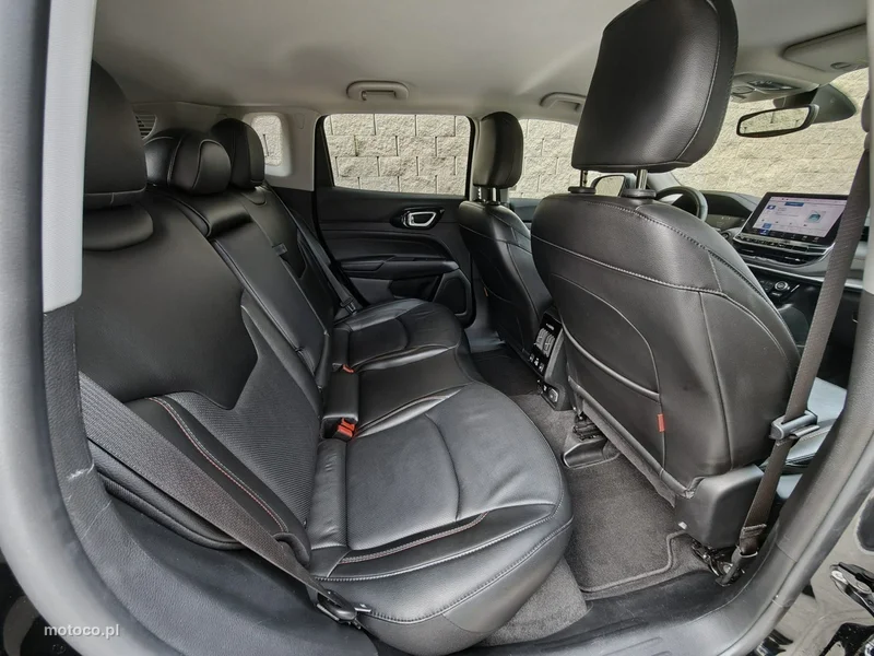 Jeep Compass 29