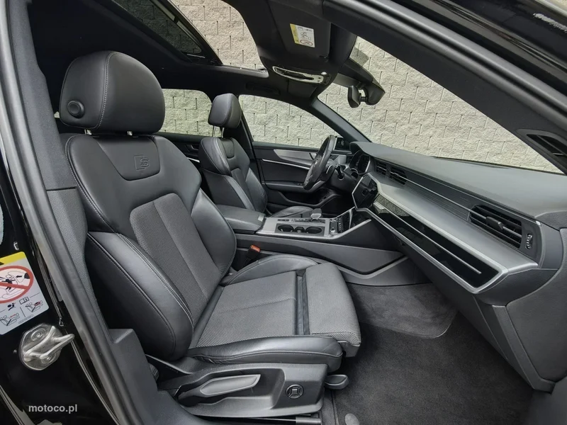 Audi A6 C8 13