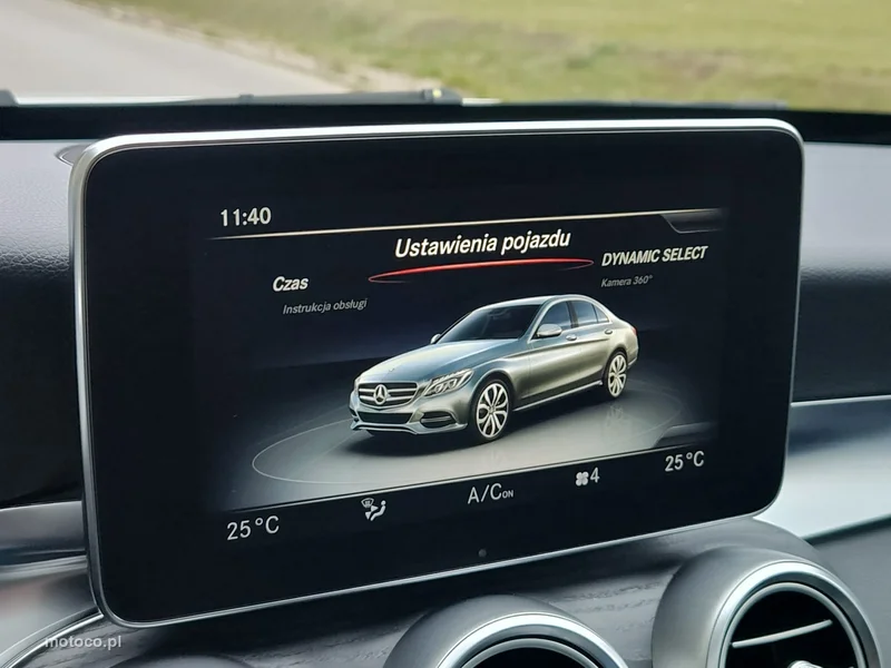 Mercedes-Benz Klasa C W205 C 300 17