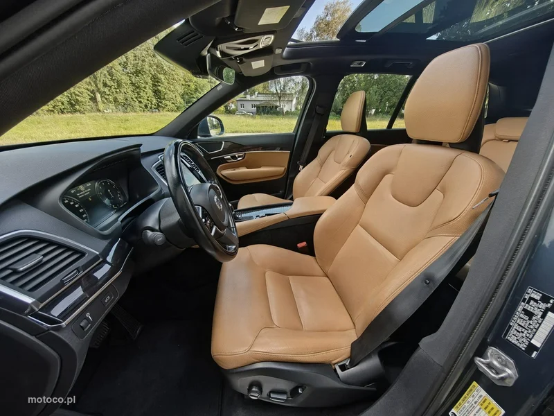 Volvo XC 90 12