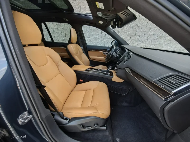 Volvo XC 90 13