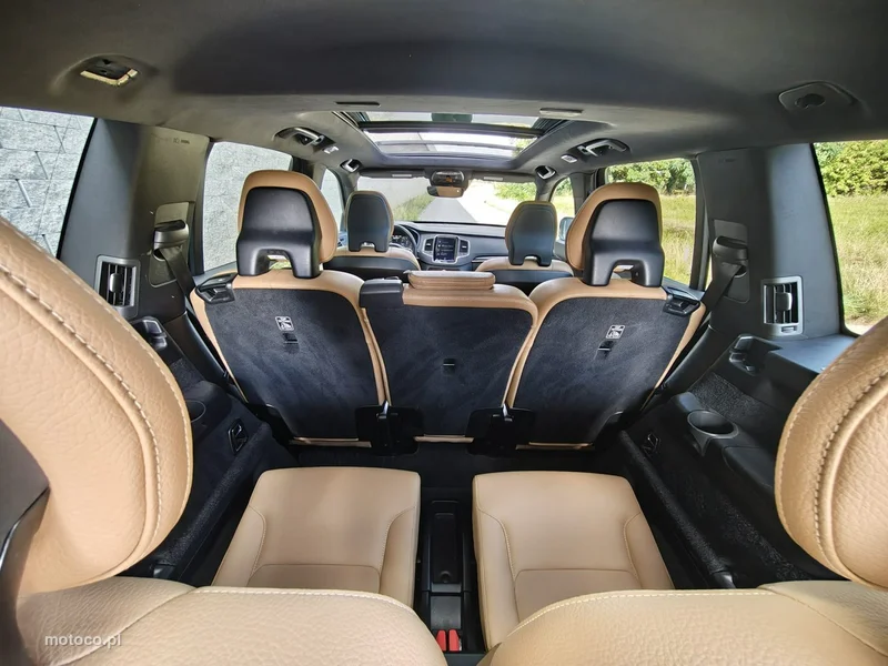 Volvo XC 90 16