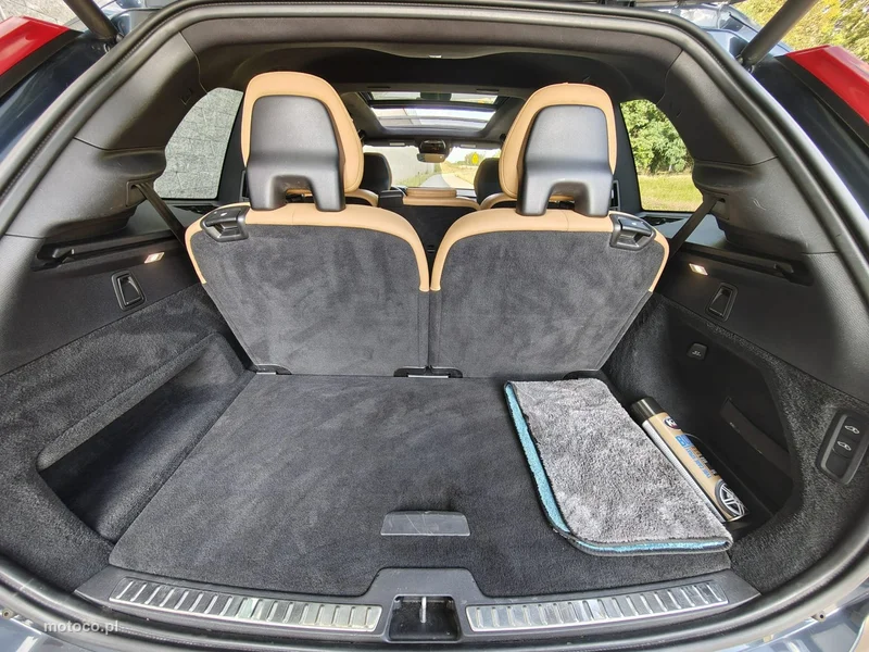Volvo XC 90 17