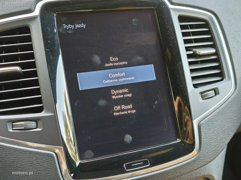 Volvo XC 90 21
