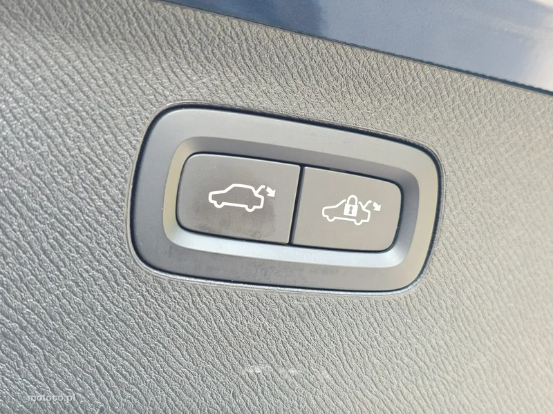 Volvo XC 90 31
