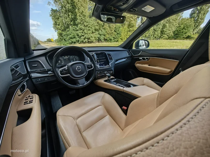 Volvo XC 90 9