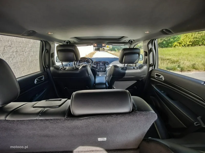 Jeep Grand Cherokee 32