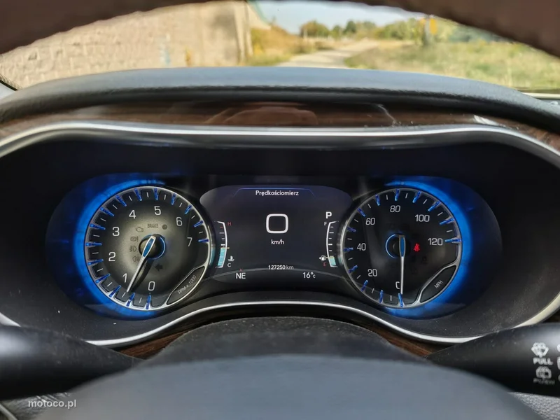 Chrysler Pacifica 18