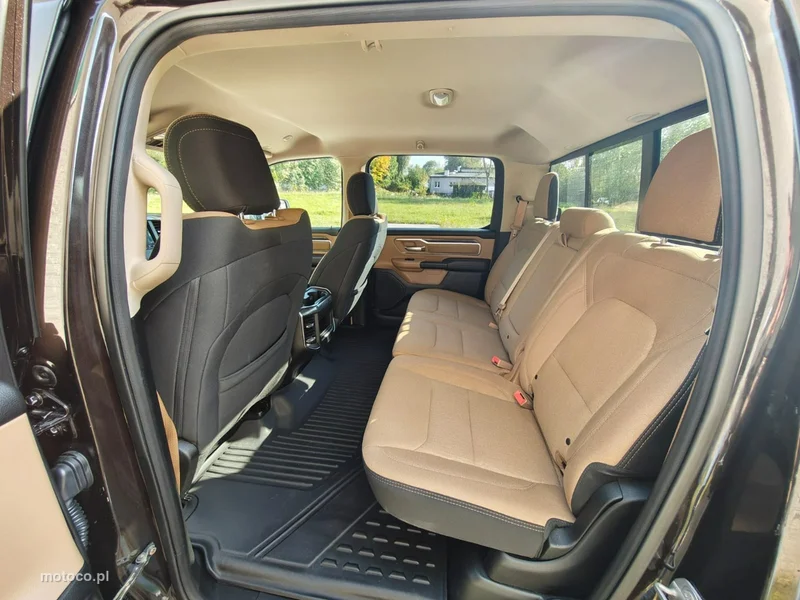 RAM 1500 15