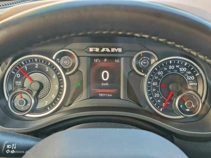 RAM 1500 21