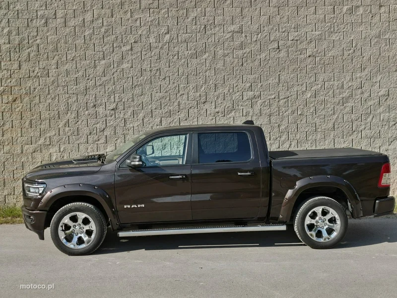 RAM 1500 8