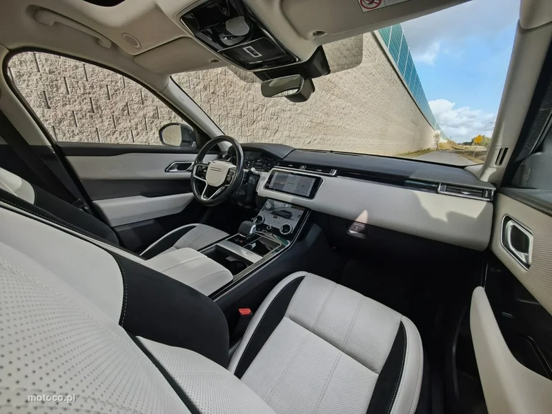 Land Rover Range Rover Velar 12