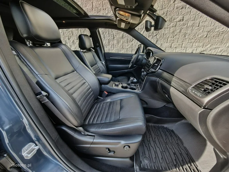 Jeep Grand Cherokee 12
