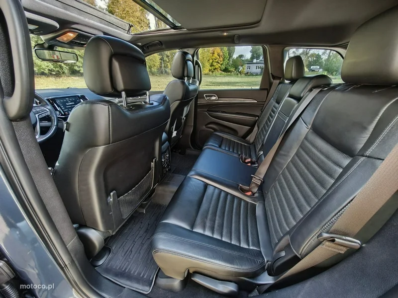 Jeep Grand Cherokee 14