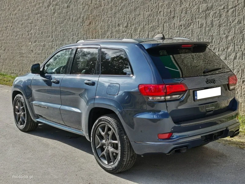 Jeep Grand Cherokee 6