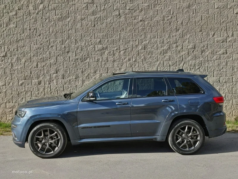 Jeep Grand Cherokee 8