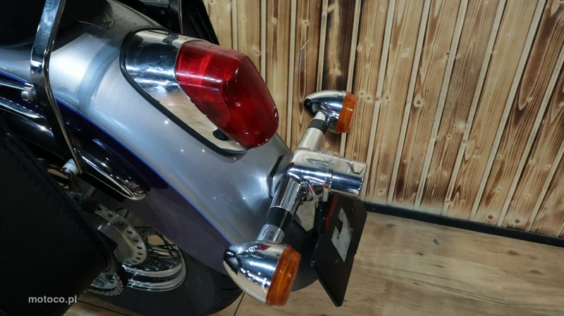 Honda Shadow 9