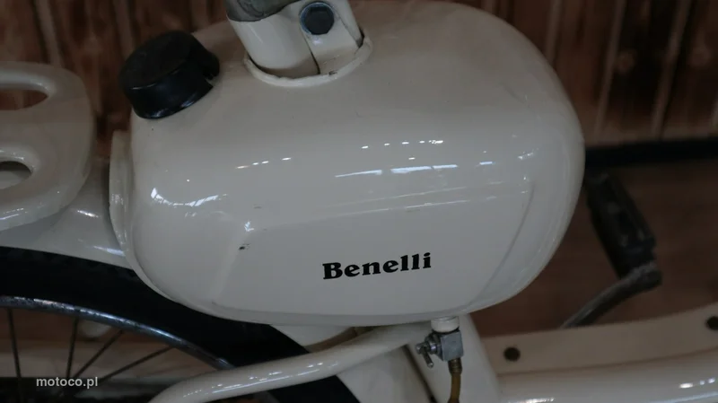 Benelli Inny 9