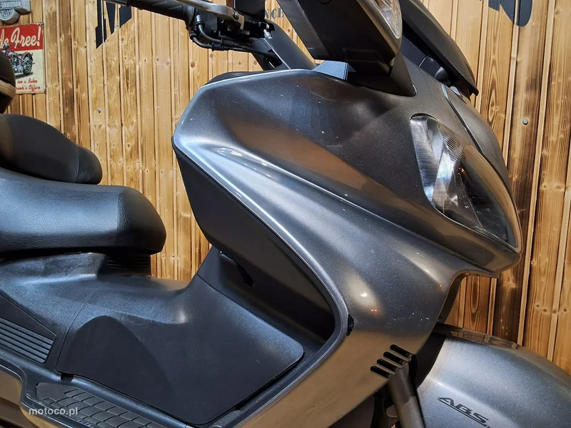 Suzuki Burgman 10