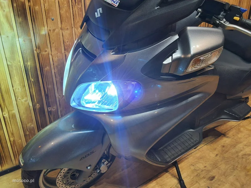 Suzuki Burgman 2