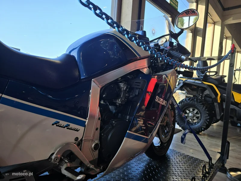 Suzuki GSX-R 5