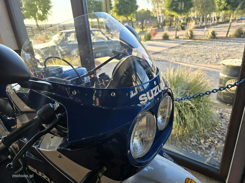 Suzuki GSX-R 9