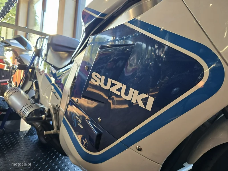 Suzuki GSX-R 3