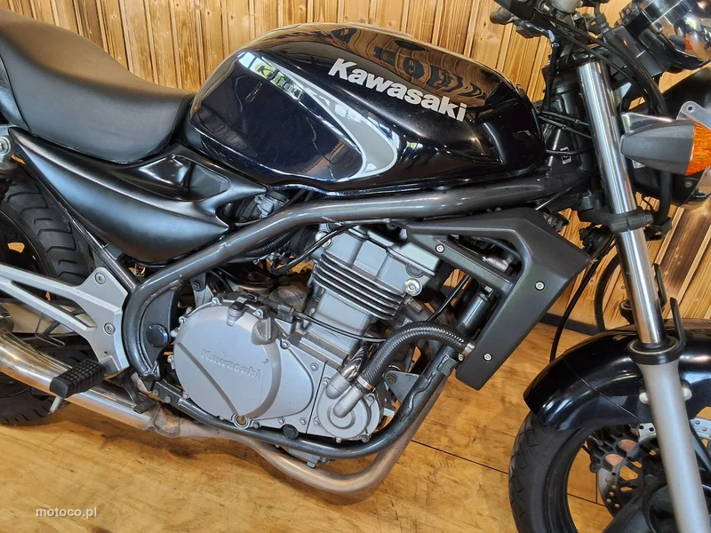 Kawasaki ER 4