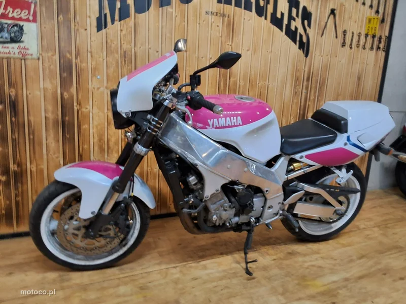 Yamaha YZF 4