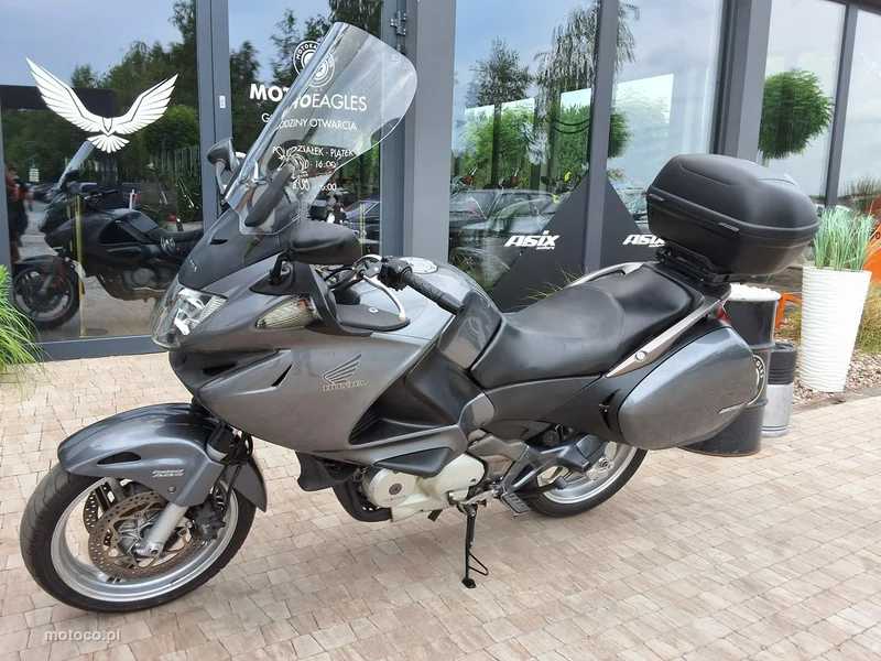 Honda NT 6