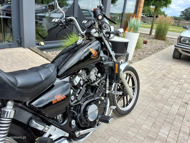 Honda VF 5