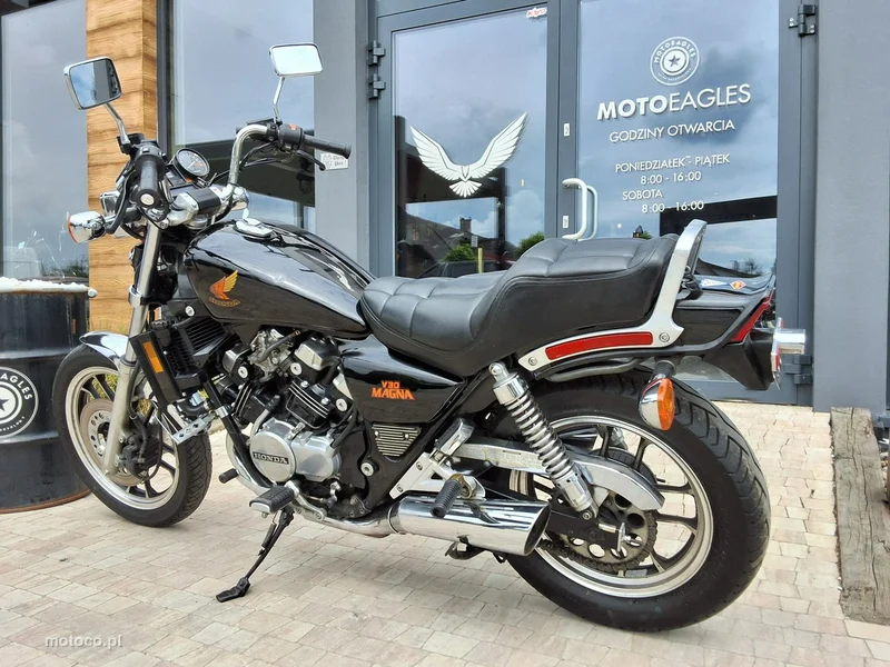 Honda VF 10