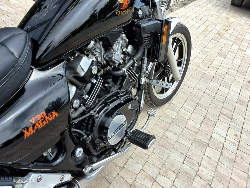 Honda VF 2