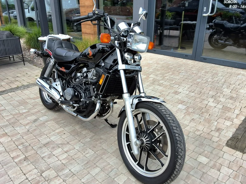 Honda VF 14