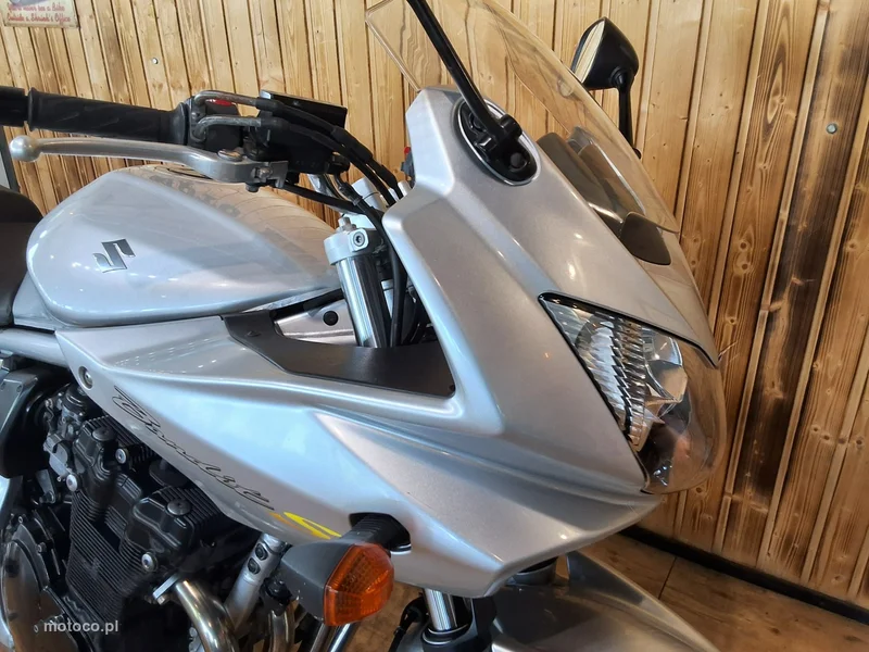 Suzuki Bandit 7