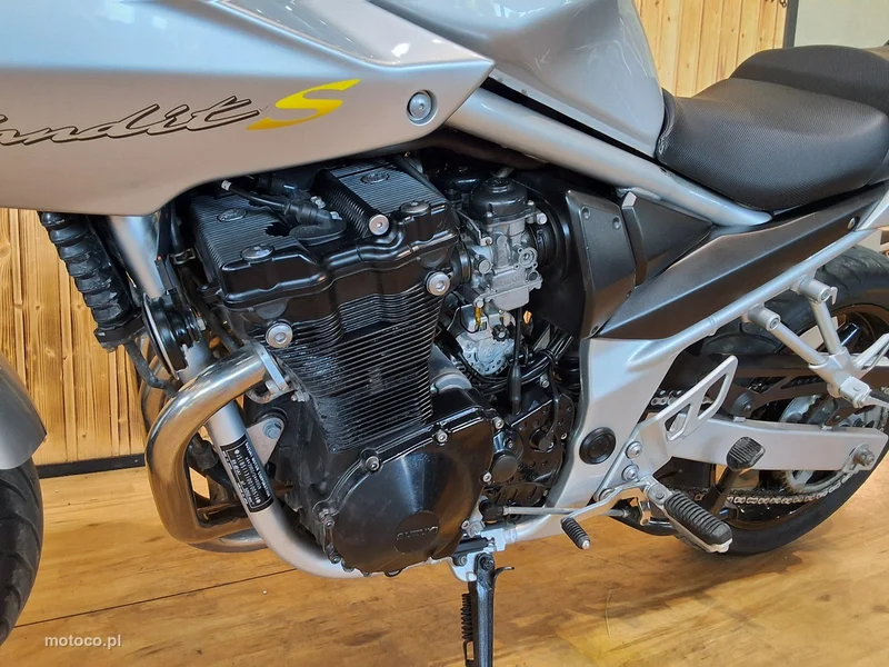 Suzuki Bandit 15