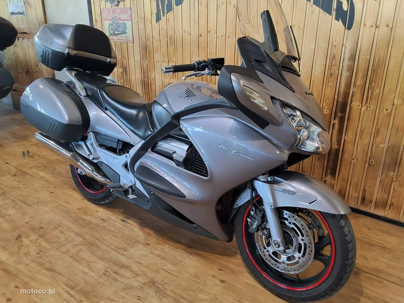 Honda ST 19